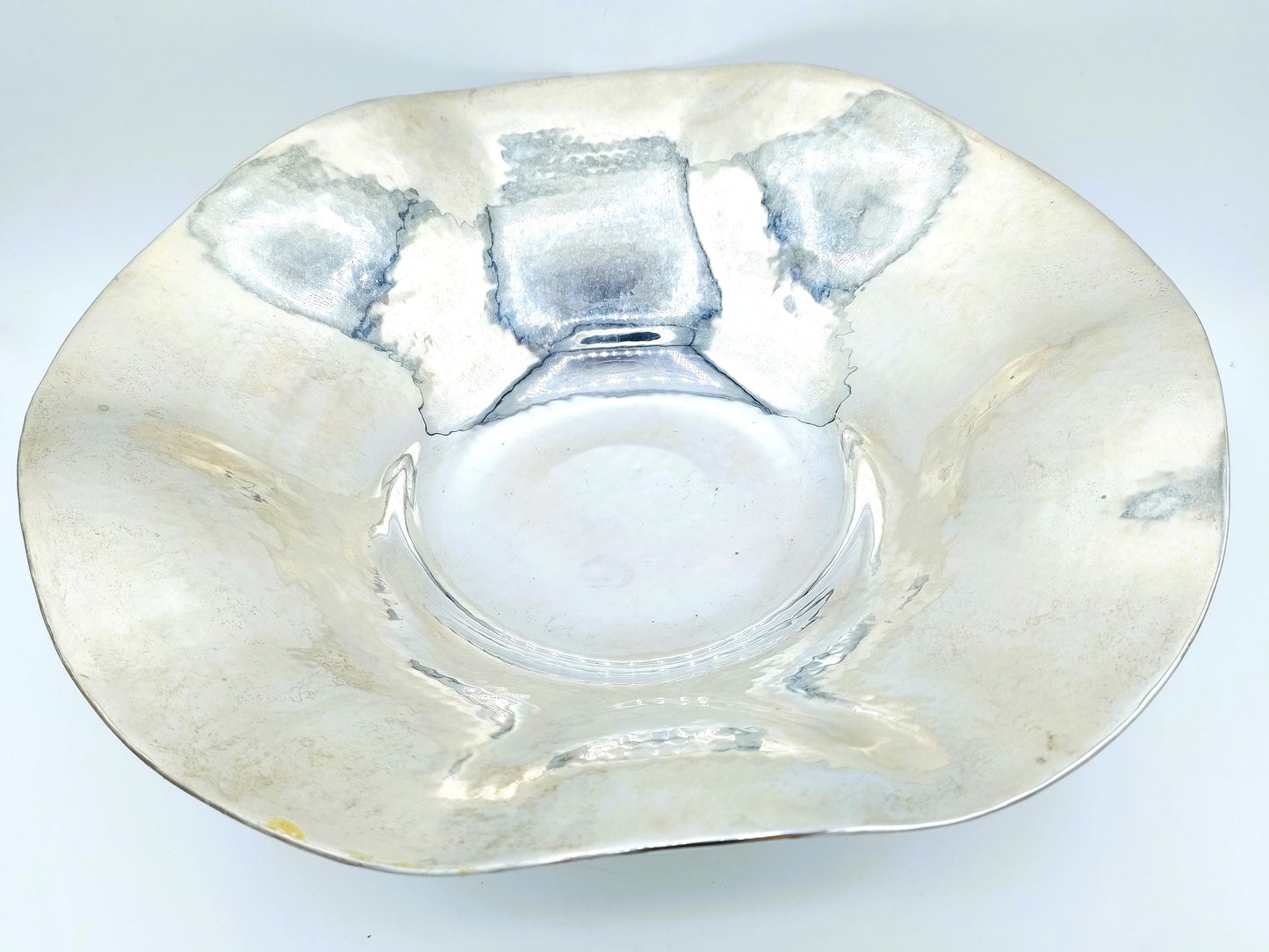 Silver fruit bowl, Fa. Mirko's / Vicenza, 20th century