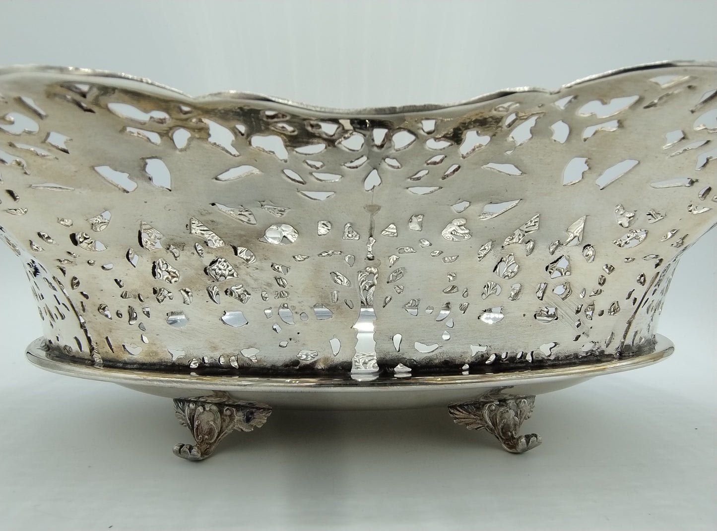 Silver bread basket, Fa. Danilo Nannelli / Florence, 20th century