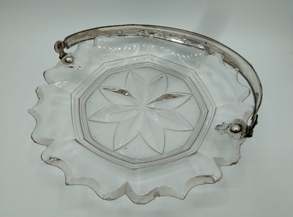 Crystal bowl with silver handle, 19th century.