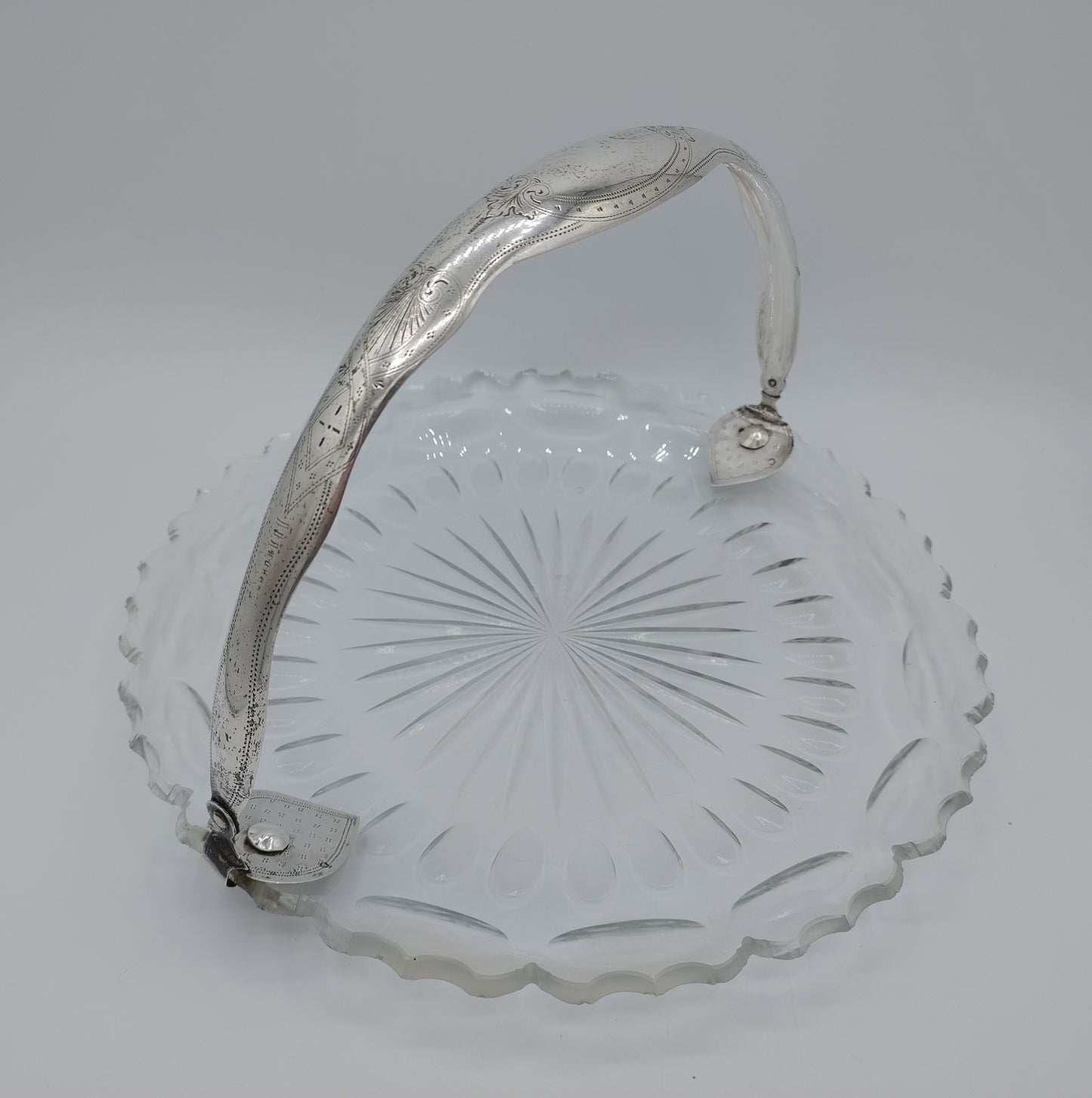 Crystal bowl with silver handle, 19th century