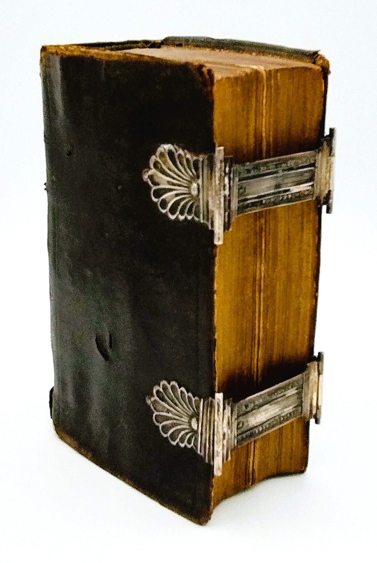 Bible with silver clasps, G. van Ewijck / Schoonhoven, 19th century