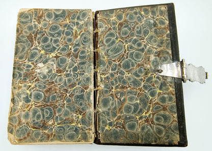 Bible with silver lock, HR Brouwer / Harlingen (?), 18th century