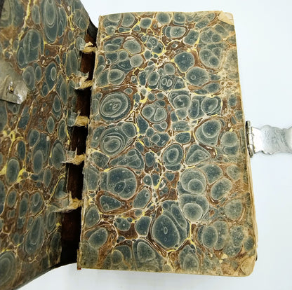 Bible with silver lock, HR Brouwer / Harlingen (?), 18th century