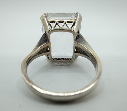 Silver ring with crystal, 925