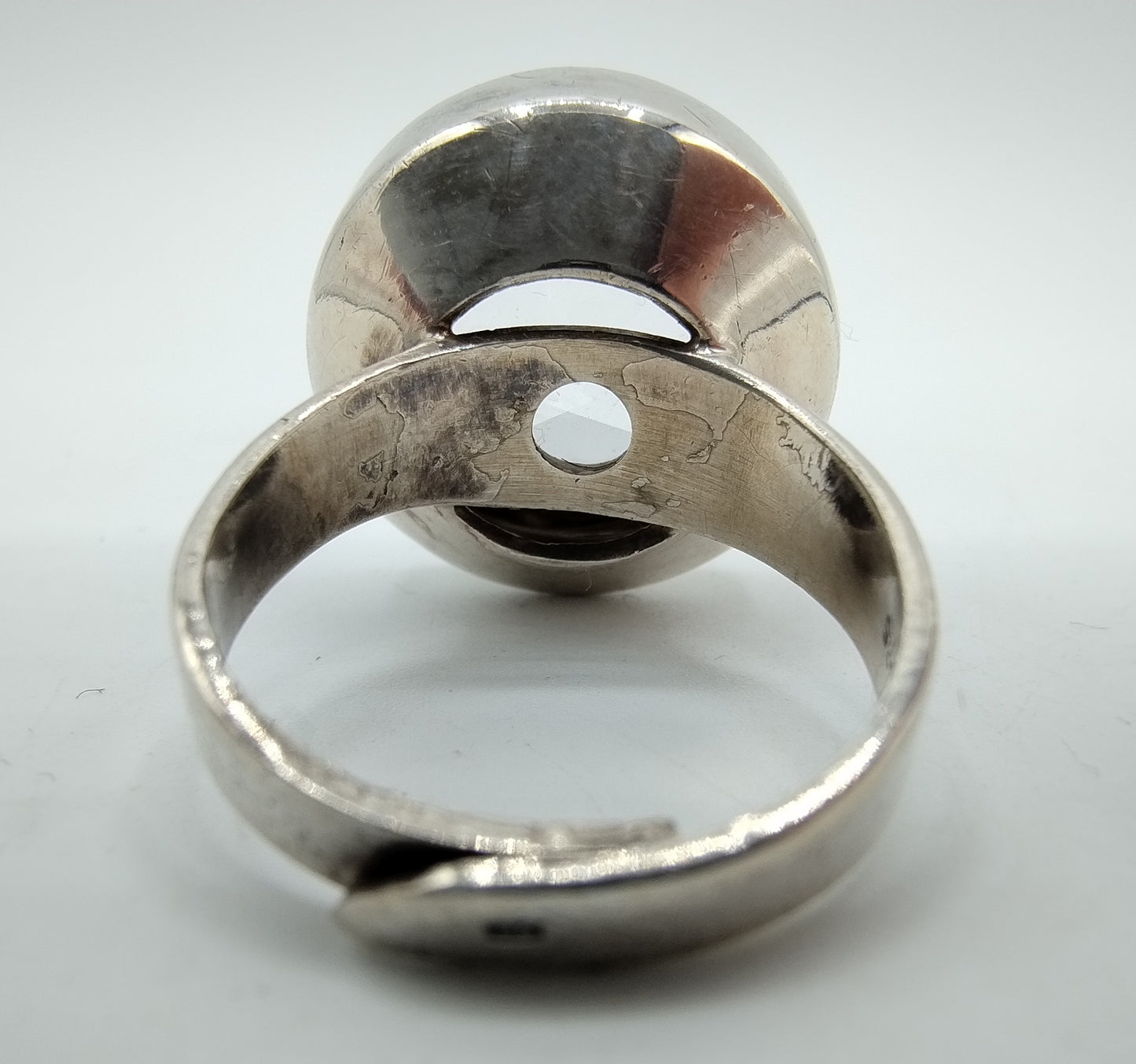 Silver ring with zirconia, 835