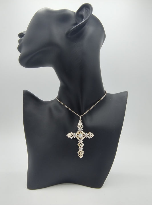 Silver pendant cross with 14 zirconias