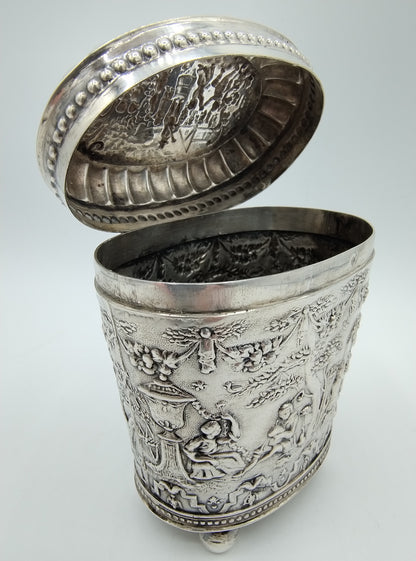 Silver tea caddy, M. de Pleyt, J. van den Berg / Schoonhoven, 20th century