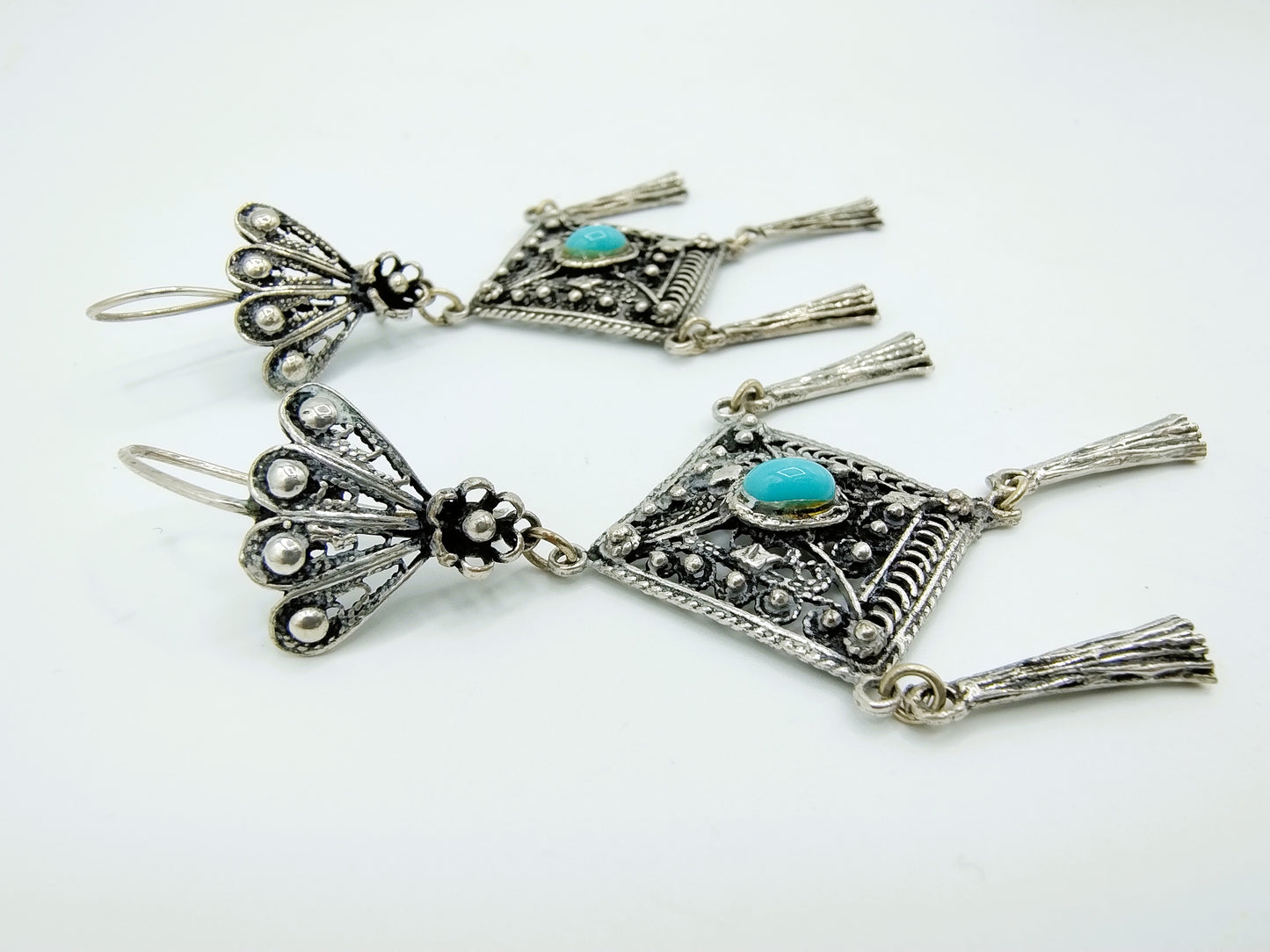 Silver earrings with turquoise, 835