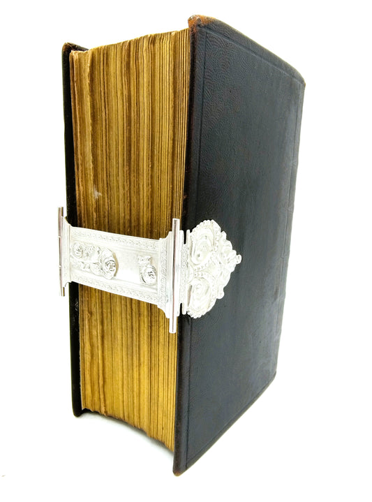 Bible with silver lock, SF Reitsma / Sneek, 19th century