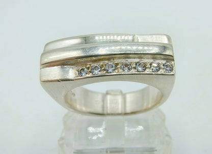 Silver ring with zirconia, 925, 18 mm