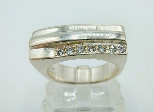 Zilveren ring met zirkonia's, 925, 18 mm