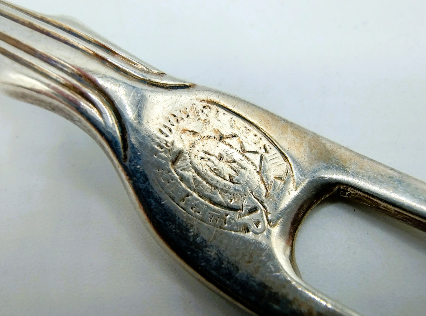 Silver oyster fork, W. Gibson &amp; J. Langman / London, 19th century