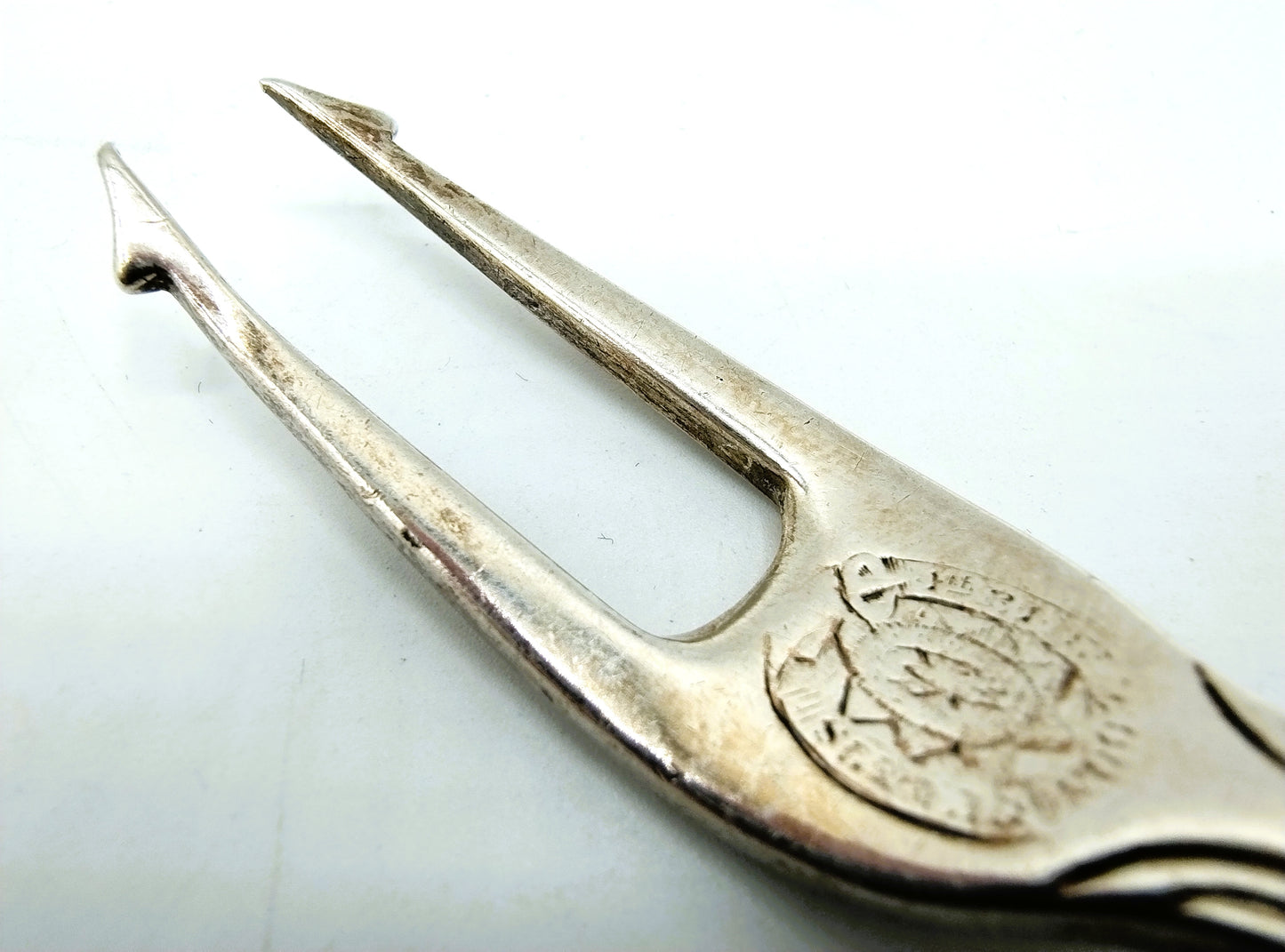 Silver oyster fork, W. Gibson &amp; J. Langman / London, 19th century