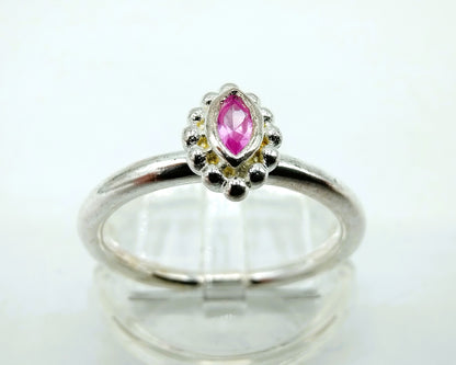 Silver ring with pink stone, 925, 18 mm