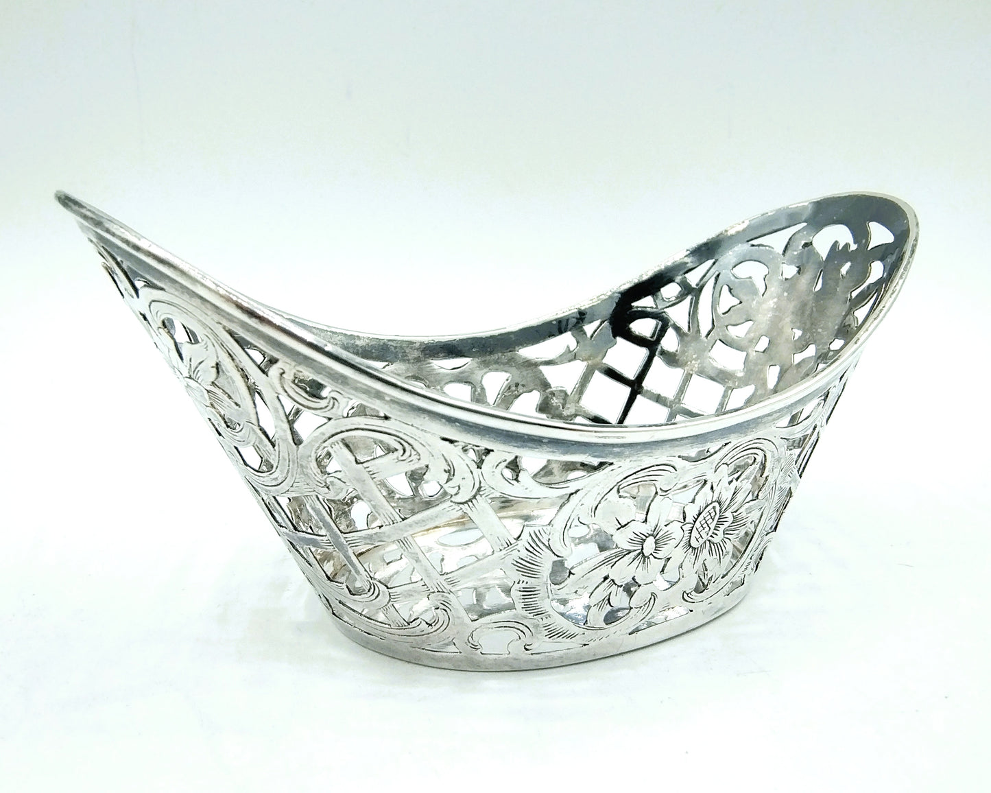 Silver chocolate basket, M. Mayer / Mainz / Germany, 800