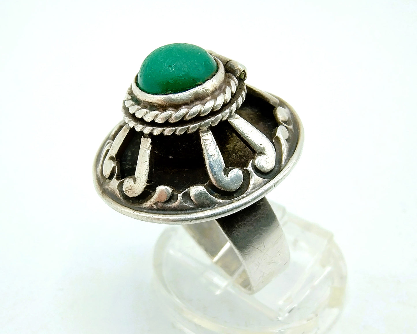 Mexican silver poison ring with green turquoise