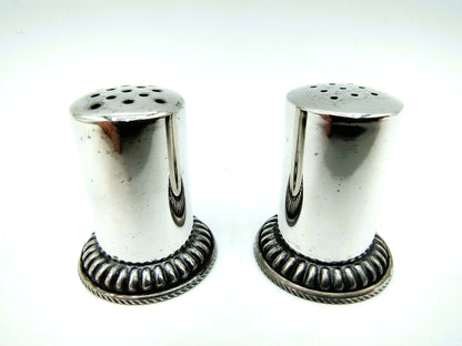 Silver salt and pepper shakers, K. Gottlieb, Schwäbisch Gmünd, 20th century