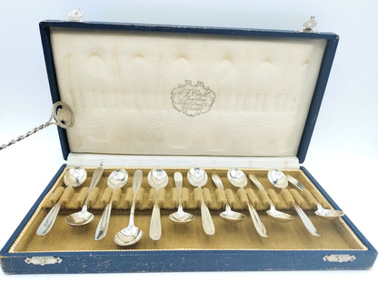 12 Silver teaspoons, Gerritsen, van Kempen, Zeist, 20th century