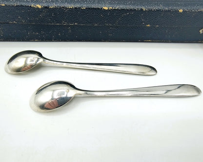 12 Silver teaspoons, Gerritsen, van Kempen, Zeist, 20th century