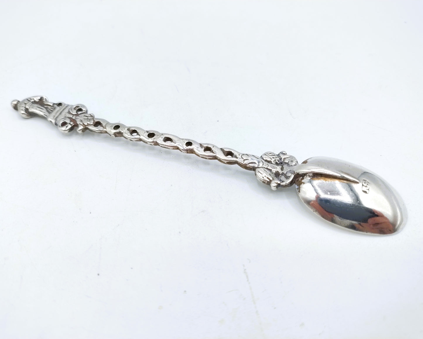 Silver spoon, R. Snoek / Leeuwarden, 18th century