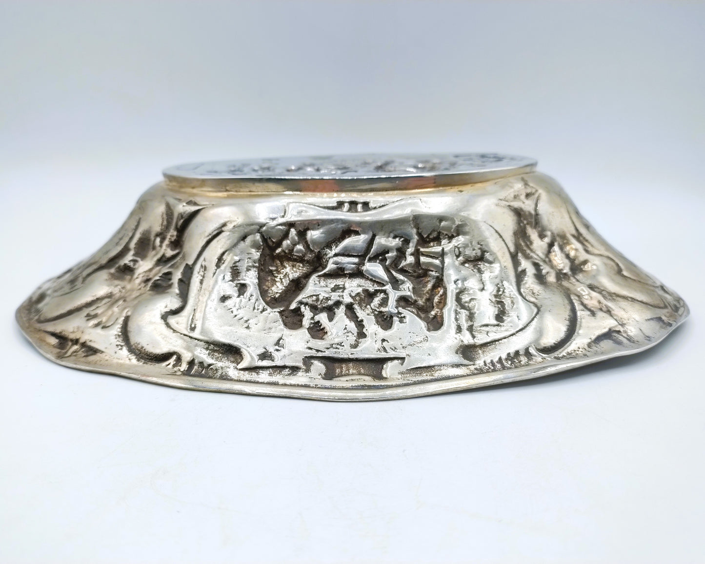 Silver cookie dish, Fa. Dahlia, Amsterdam, 20th century