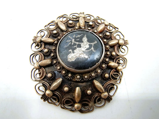 Silver brooch with nielo inlay, Siam, 925