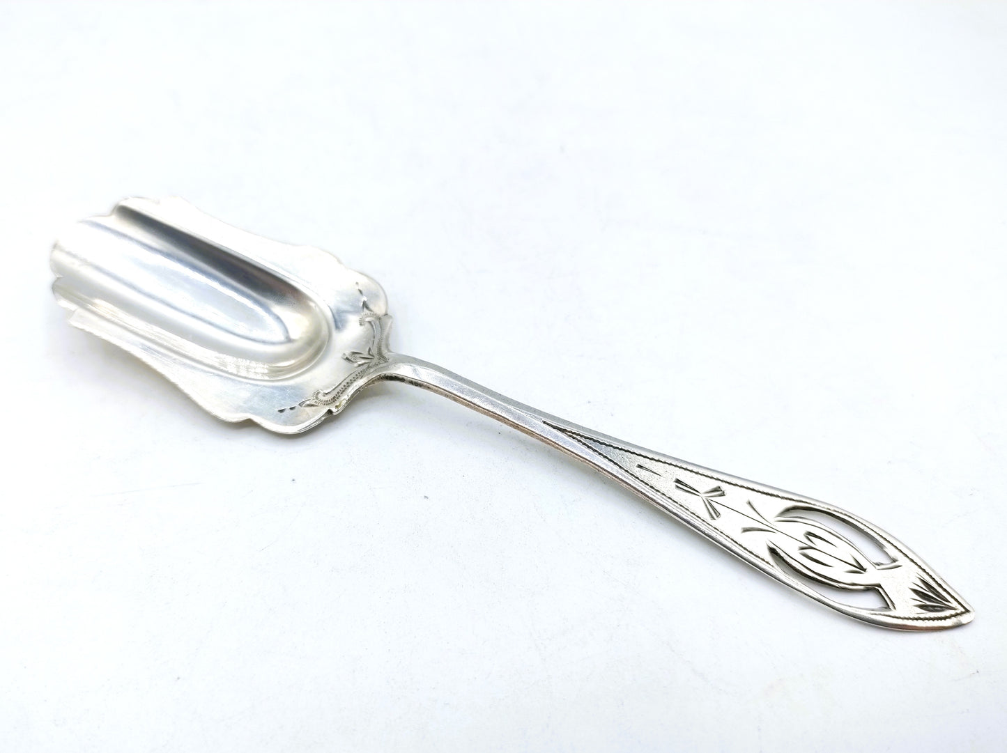 Silver sugar spoon, 1925