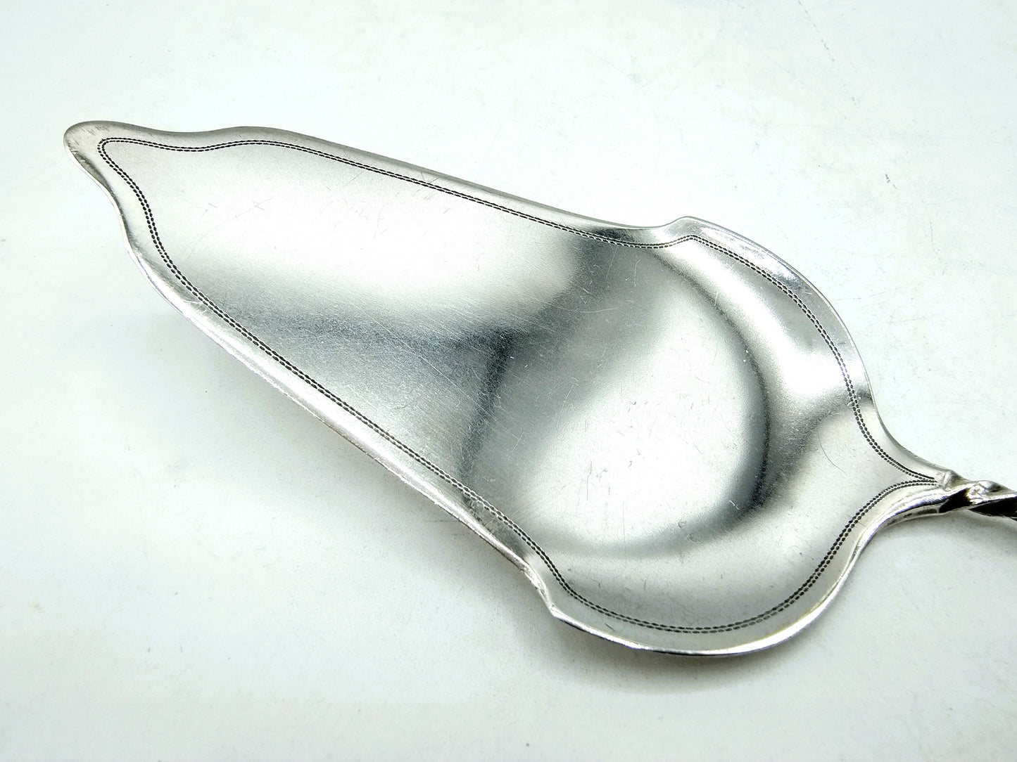 Silver cake server, CLJ Begeer, Utrecht, 20th century