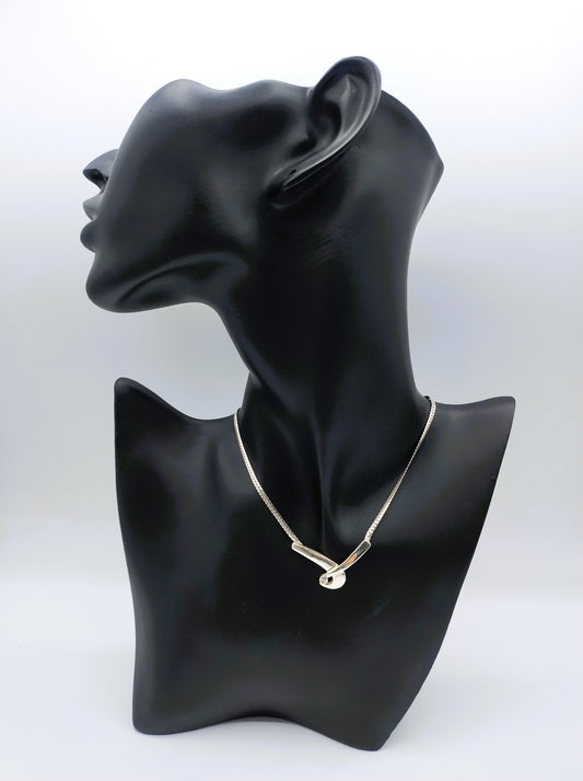 Silver necklace with braided design pendant, 39 cm, 925