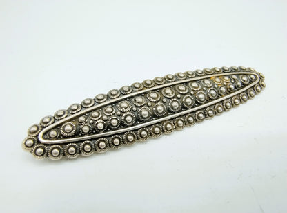 Silver brooch, 835