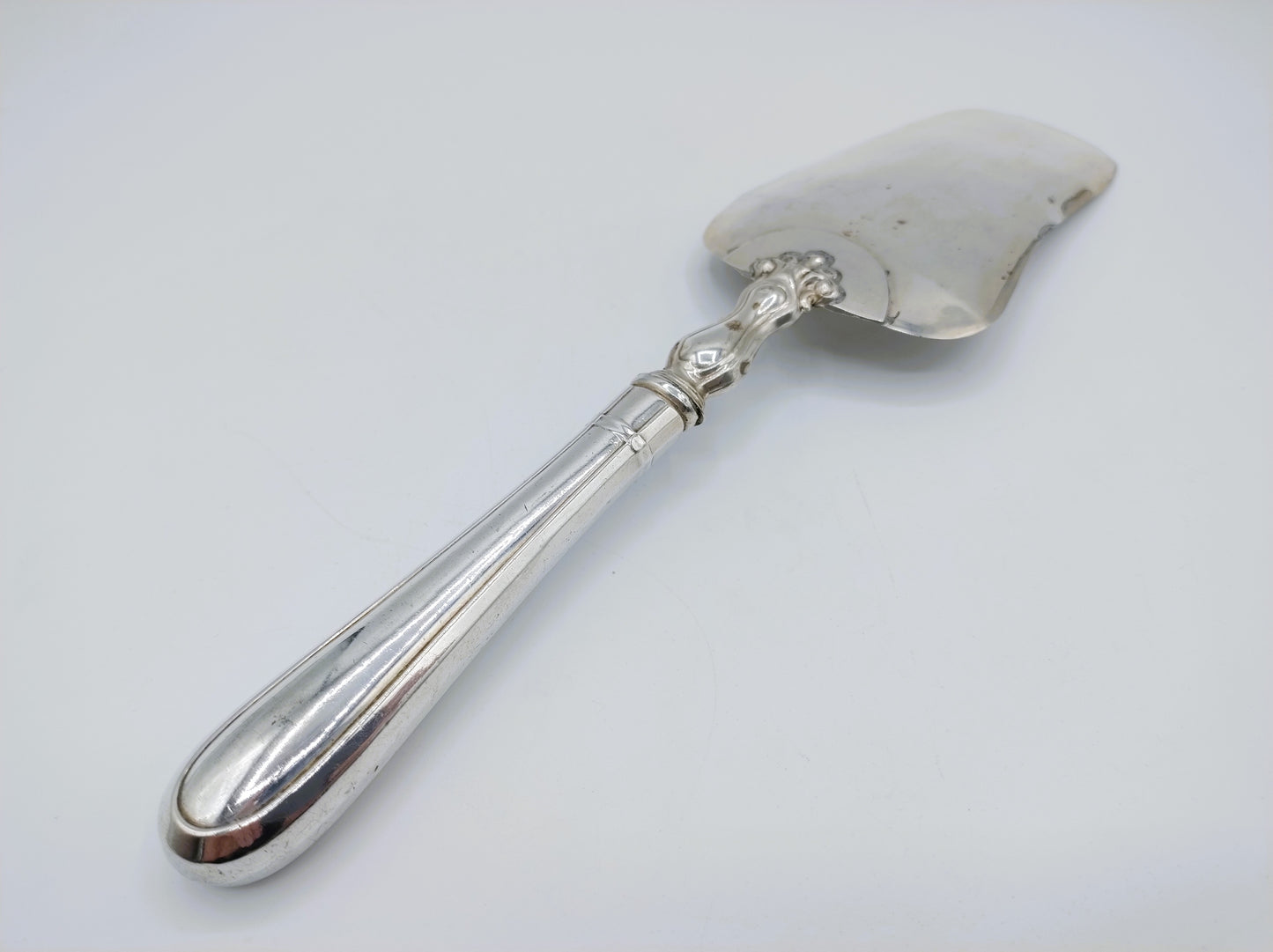 Silver cake server, J.M.