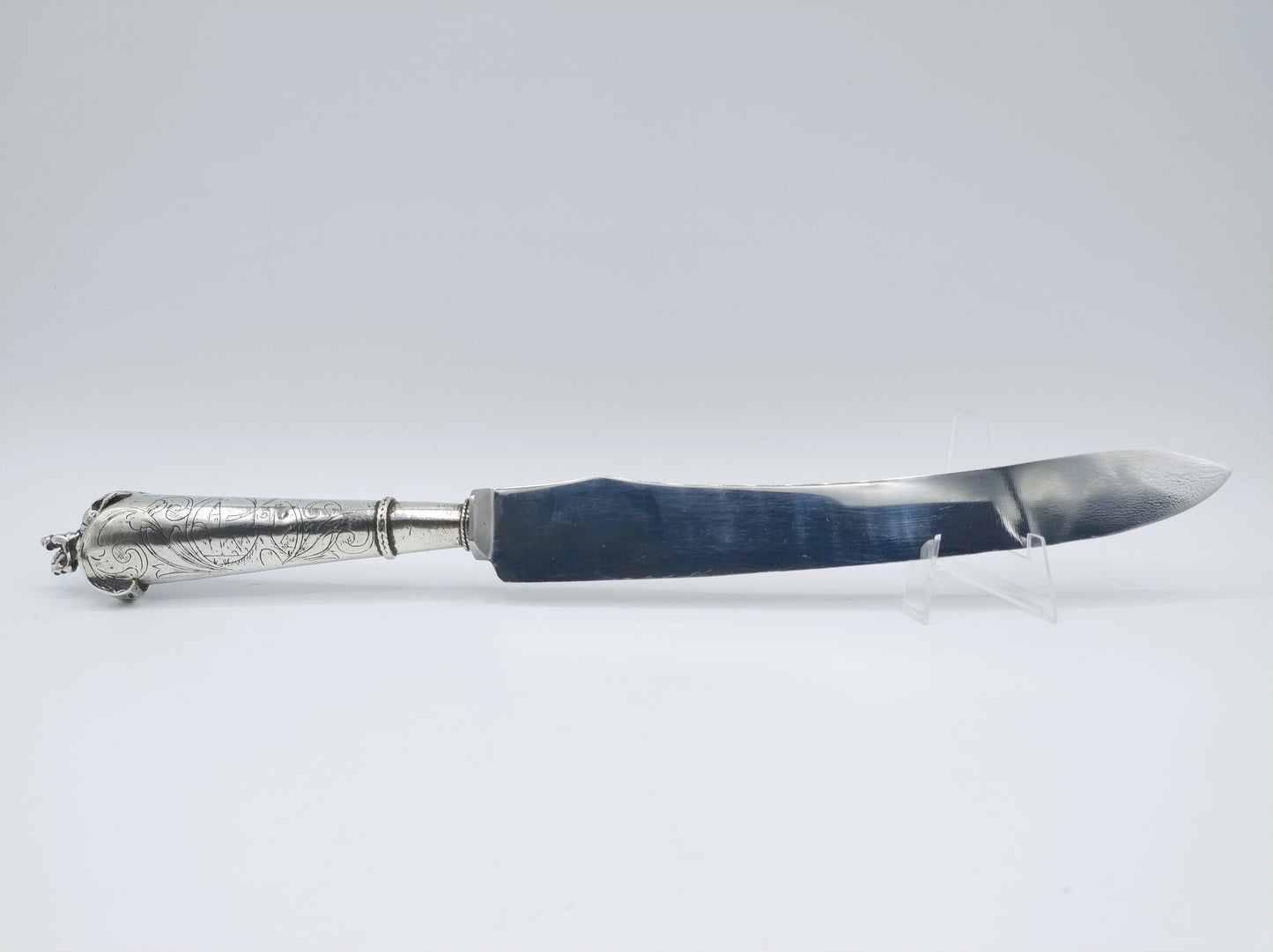 Knife with silver handle, W. Vosmeer, Gouda, 18th century