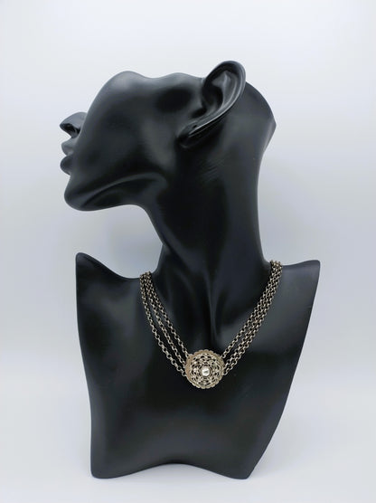 3 row silver jasseron necklace with silver clasp, 43 cm.