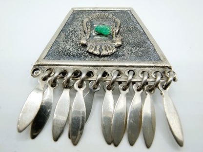 Silver brooch, raw emerald, Mayan design, 900