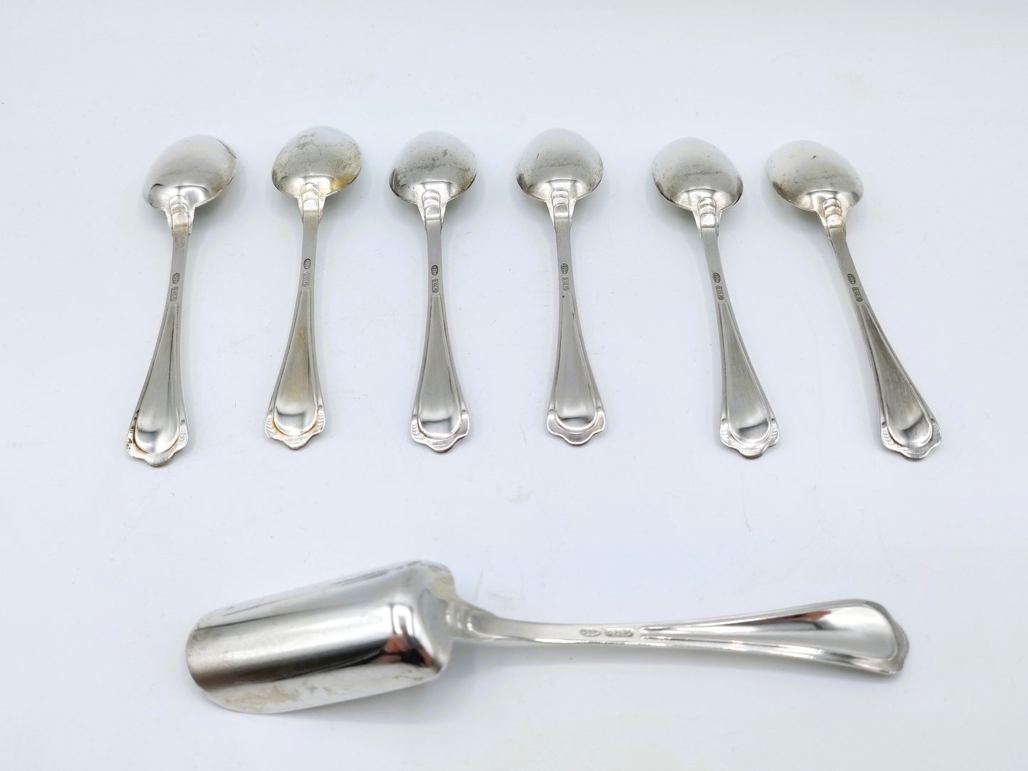 6 Silver teaspoons, and a sugar spoon, Greggio / Tencarola, 20th century