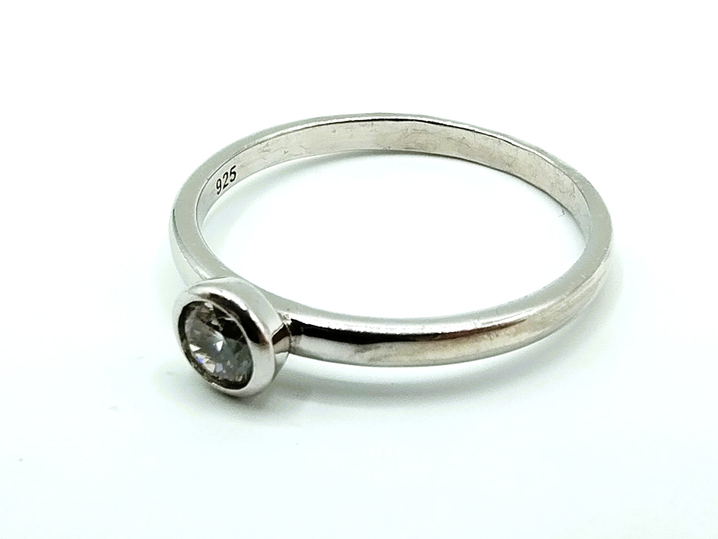 Silver ring with zirconia, 18 mm