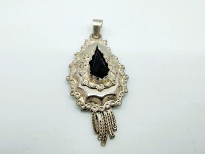 Silver (mourning) costume pendant with jet