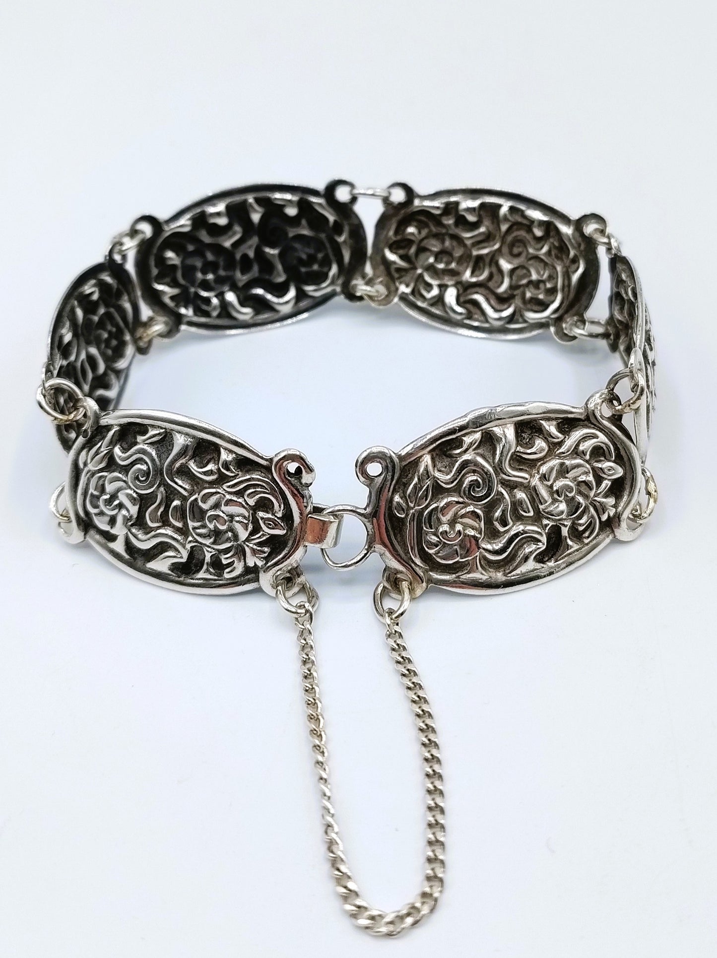 Silbernes Gliederarmband mit Lockenmotiven, J. Schijfsma, Sneek, 19 cm