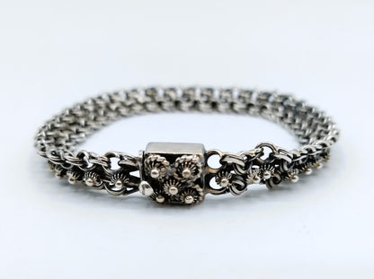 Silver bracelet set with Zeeland buttons, 19.5 cm