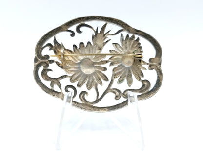 Silver flower brooch, 925