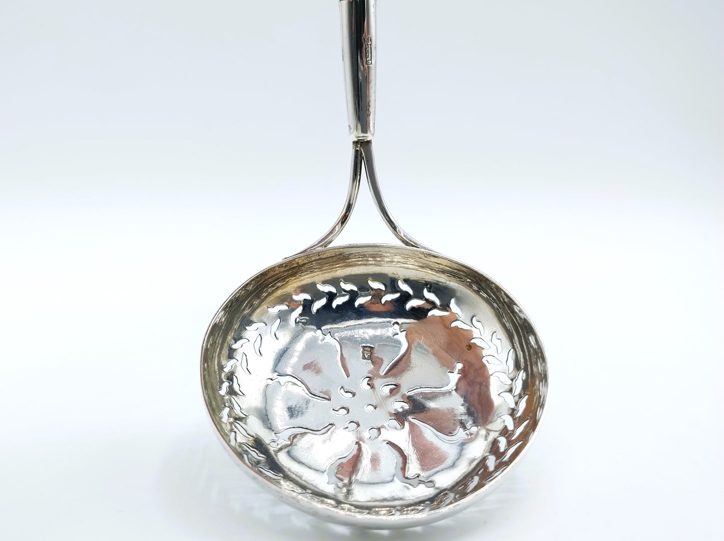 Silver sugar spoon, Hendrik Duller, Amsterdam, 1796