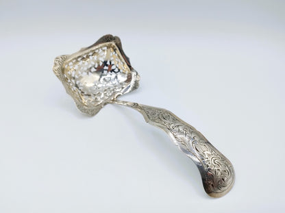 Silver sprinkling spoon, JH Schouten, Amsterdam, 1852