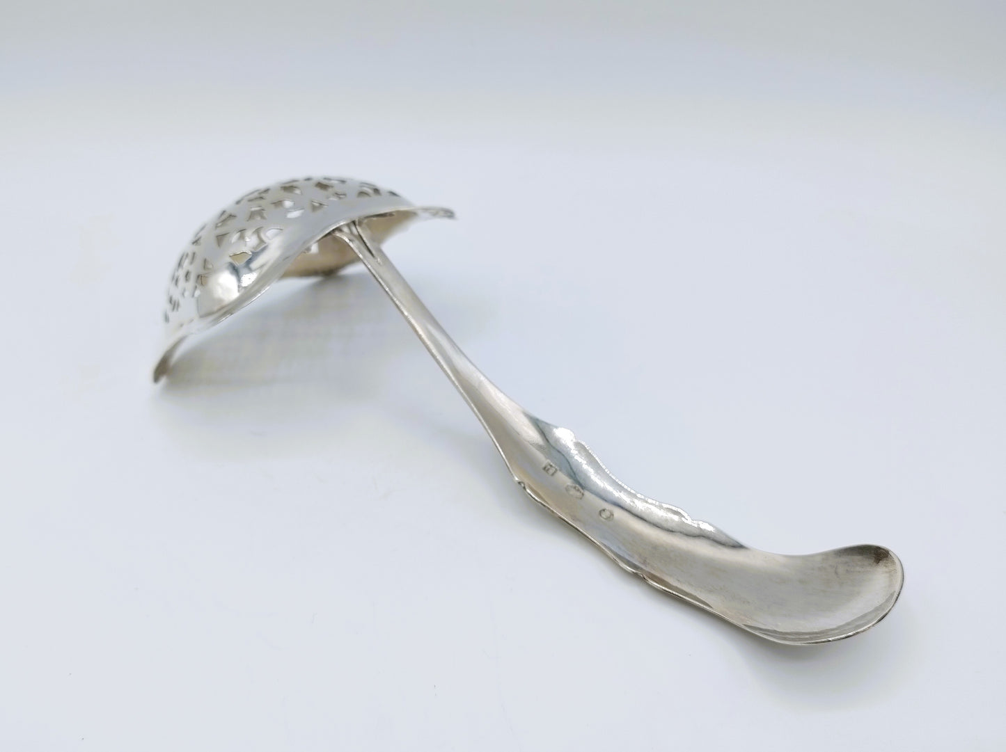 Silver sprinkling spoon, JH Schouten, Amsterdam, 1852