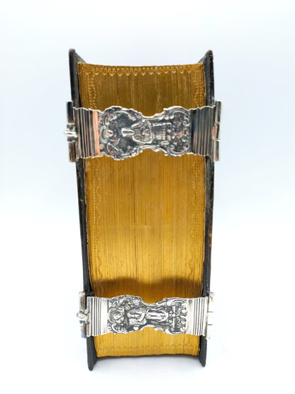 Bible with silver clasps, N. Teuter, Amsterdam, ca. 1800