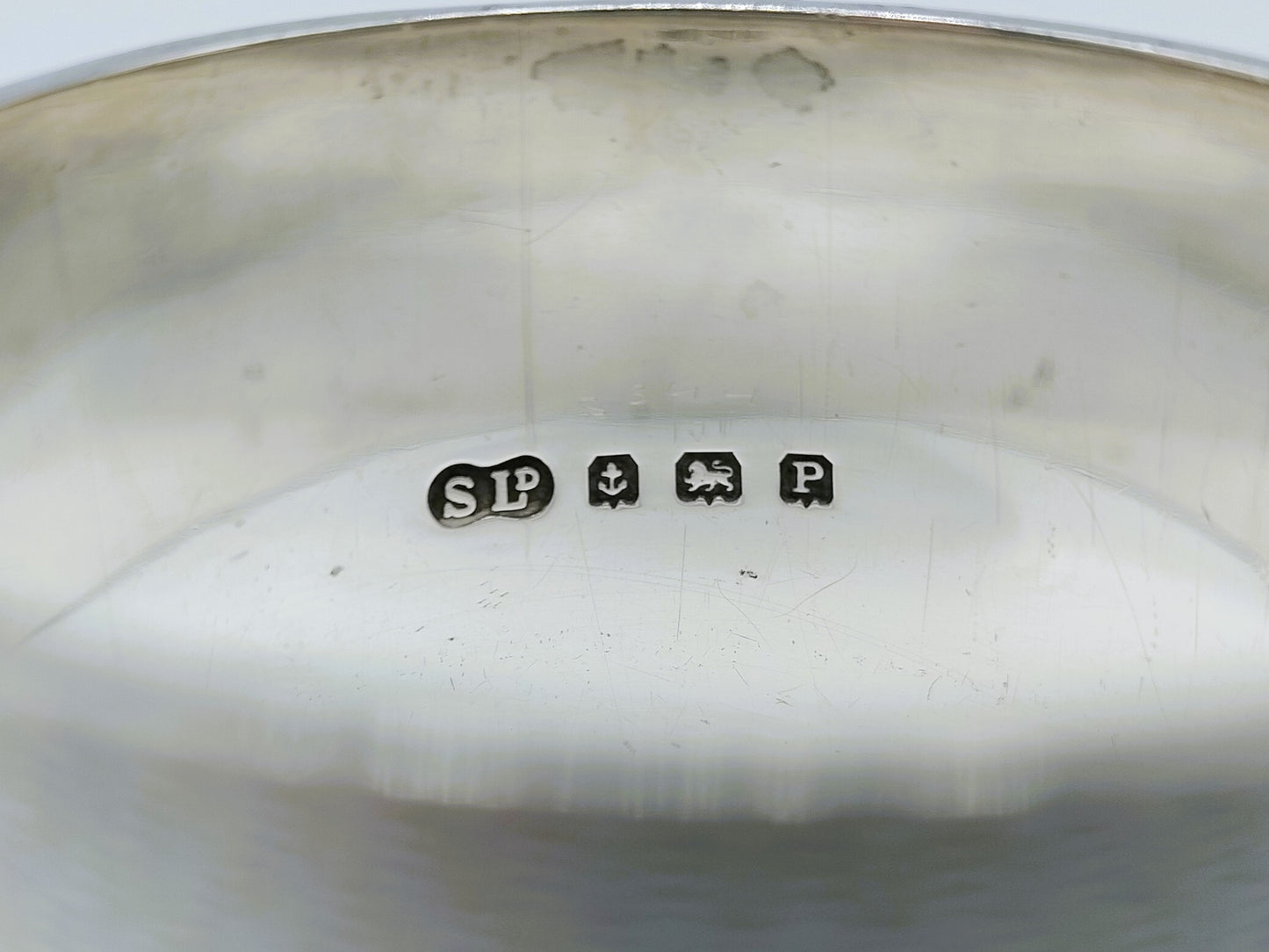 Silver napkin ring, Suckling Ltd, Birmingham, 1939