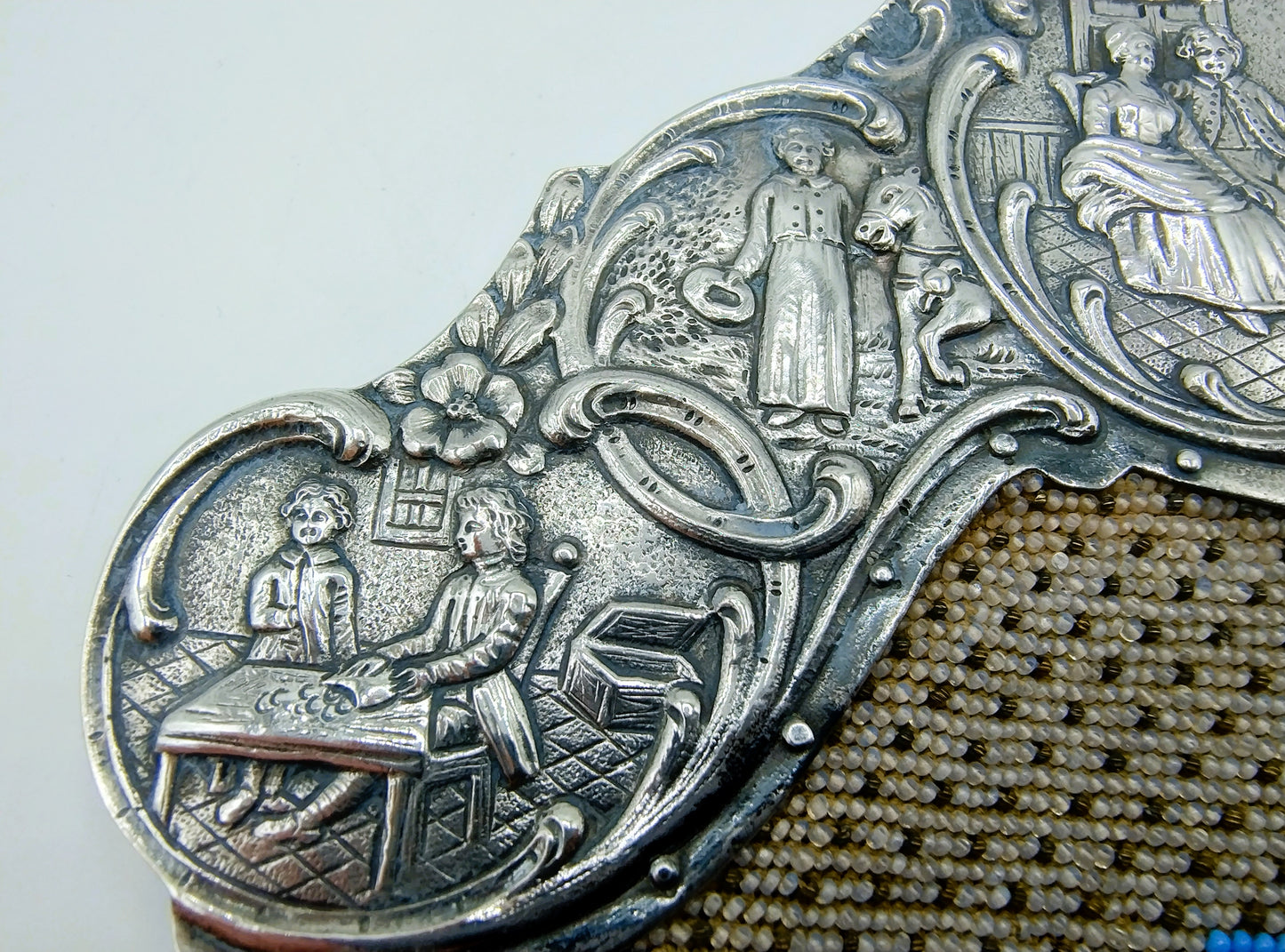 Silver purse bracket with skirt hook, G. Roth, Hanau, ca. 1900