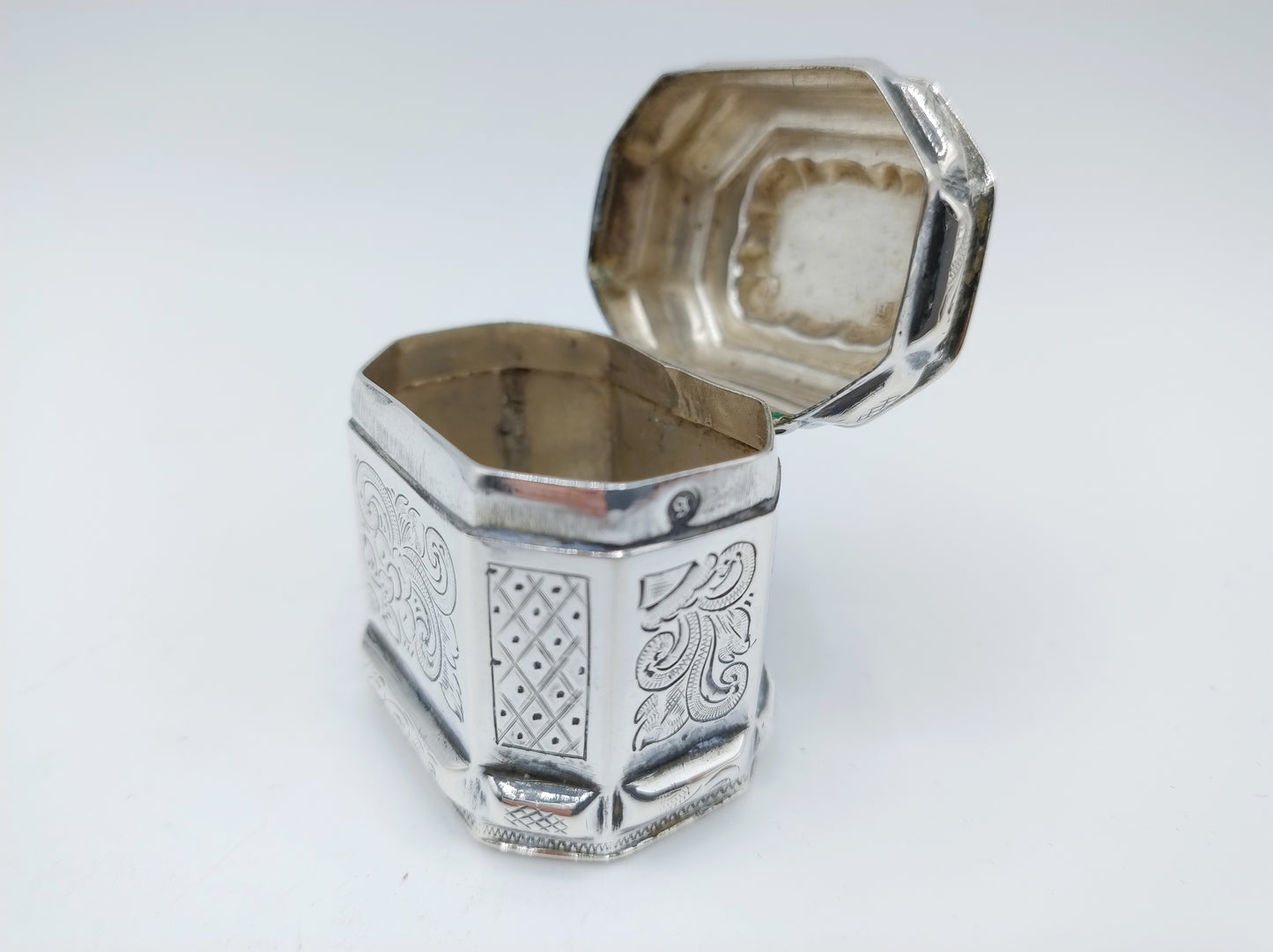 Silver loderein box, Chr. J. Brunings, Joure, 1866