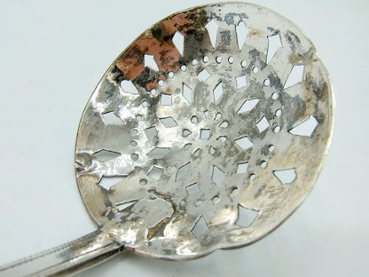 Silver sprinkling spoon, GT Veersema, Nieuweschans, ca. 1815