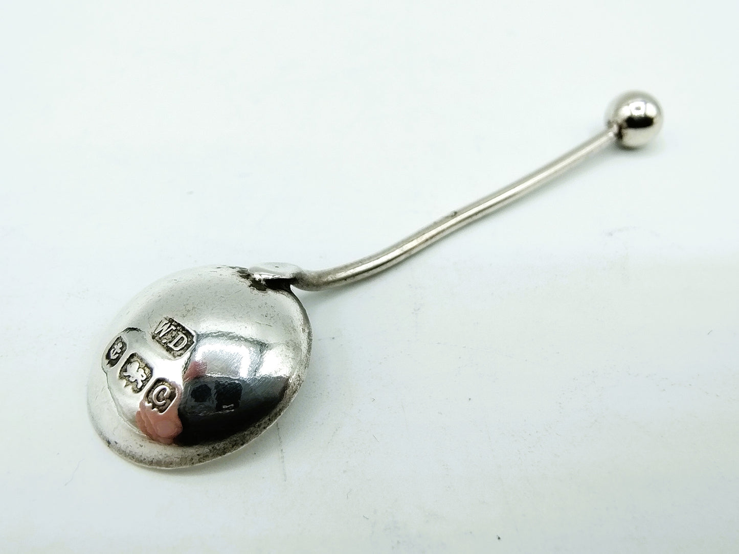 Silver salt spoon, W. Devenport, Birmingham, 1902