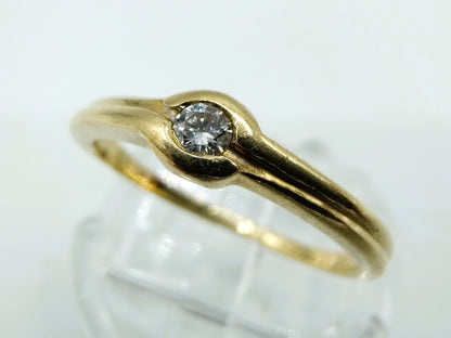 Goldring mit Diamant (0,05 ct), 17,5 mm